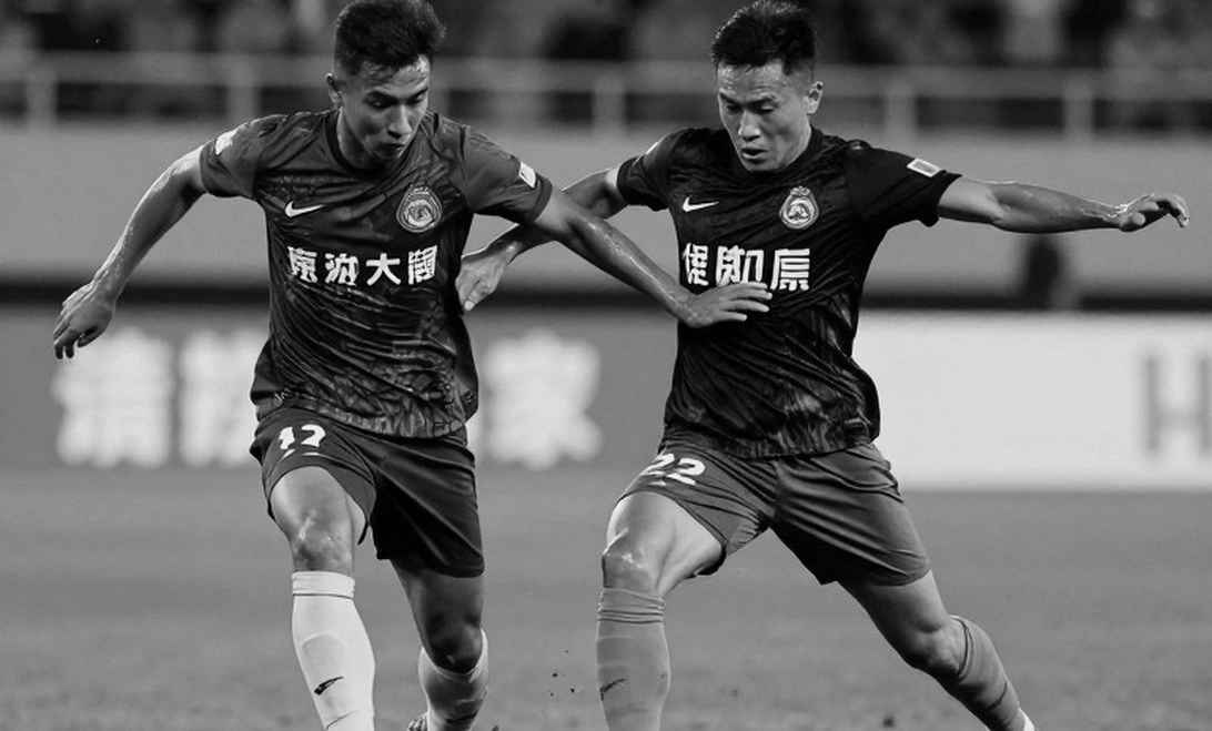 John Herdman và cảnh báo dark arts: trận mở màn ASEAN Cup được định đoạt bằng kỷ luật