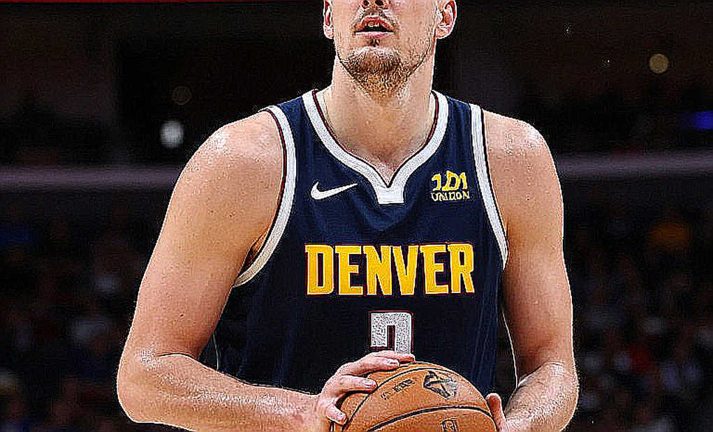 Nền kinh tế mù của NBA: người đại diện, chỉ số chạy và những chấn thương bị niêm phong