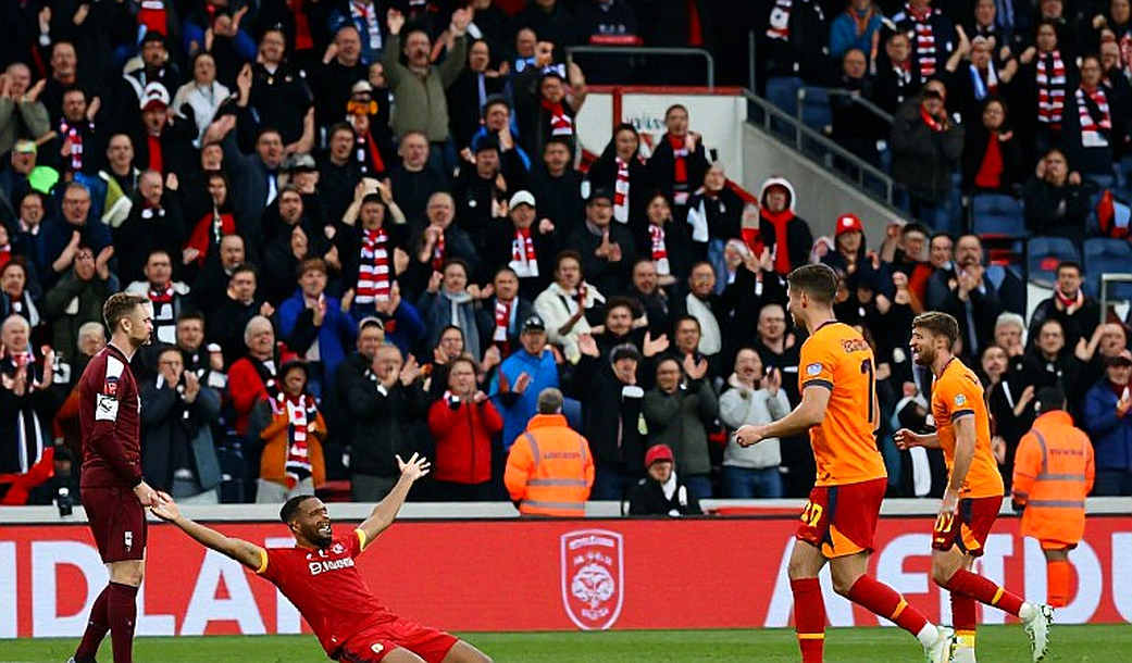 Nice 2-1 Lille: lỗi phối hợp ở trục thủ môn – trung vệ, và trận thứ hai Verdonk không được vào sân