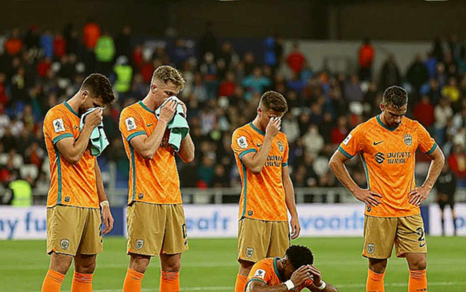 UEFA chọn Johan Cruijff ArenA cho Siêu cúp châu Âu 2027: Hà Lan lần đầu đăng cai trong kỷ nguyên một trận