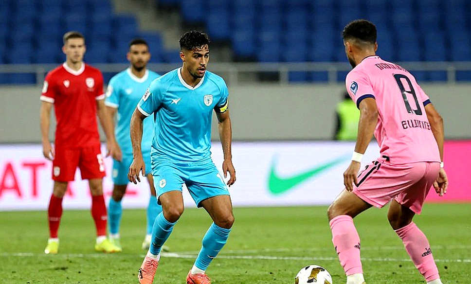 Míchel xoay toàn bộ hàng thủ Ajax trước Groningen: canh bạc chiến thuật và tầng ngầm lương thưởng